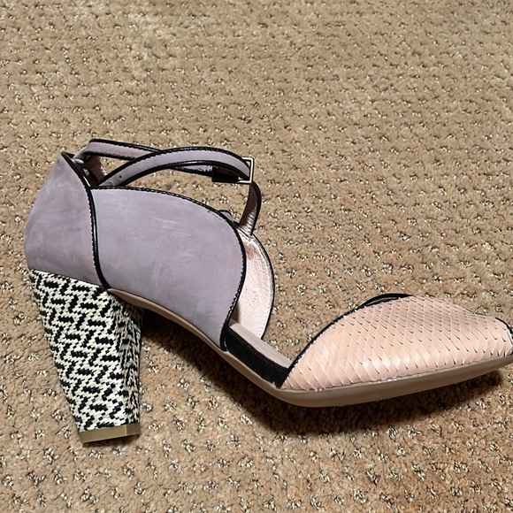 From Anthropologie : block heel ankle strap shoes - Picture 3 of 3
